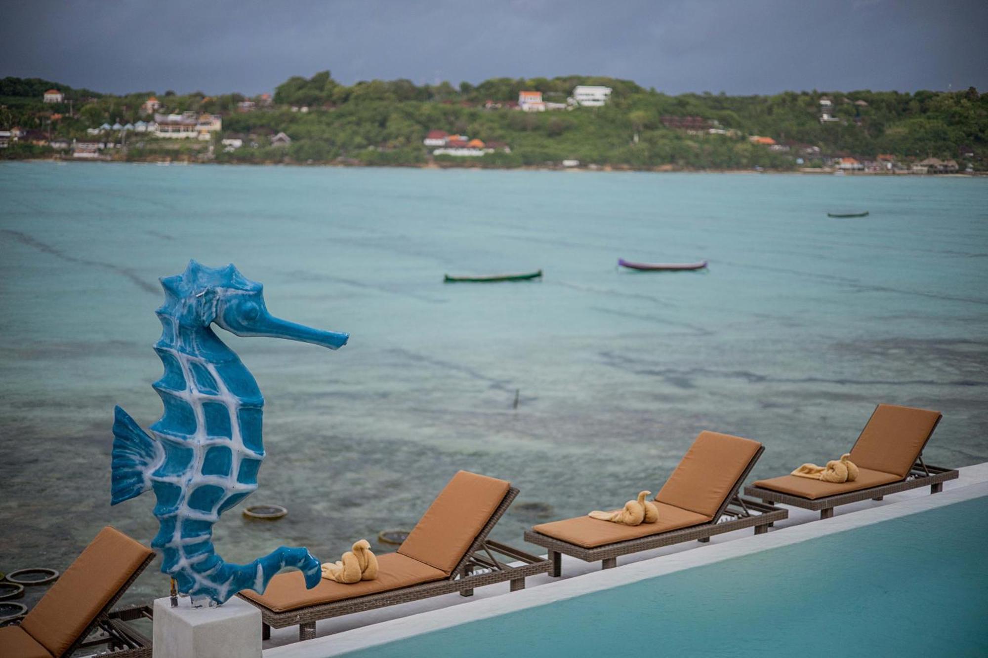 Aquavista Ceningan Hotel Lembongan Exterior foto