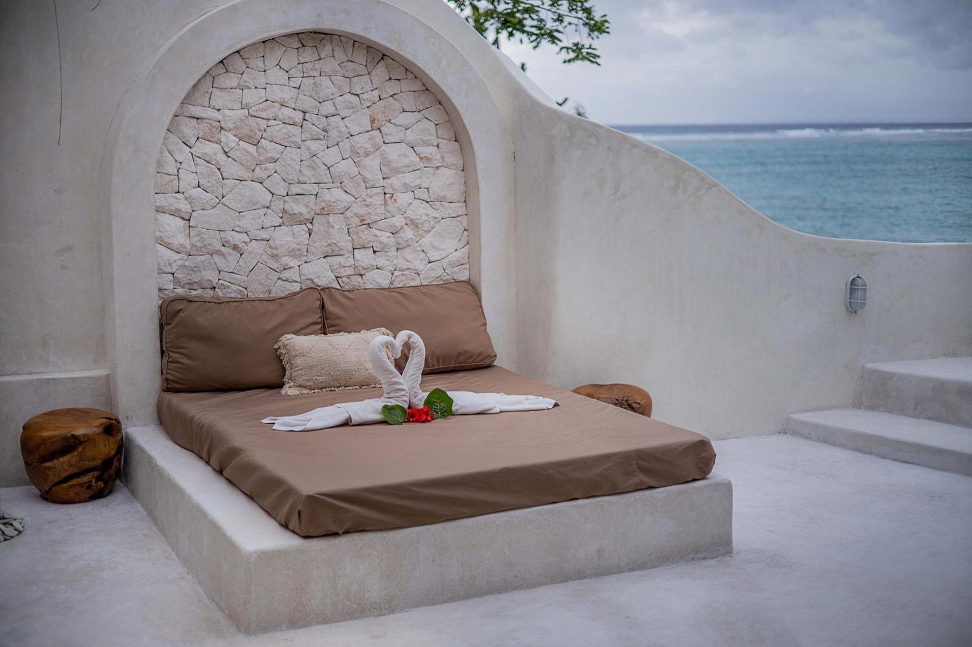 Aquavista Ceningan Hotel Lembongan Exterior foto